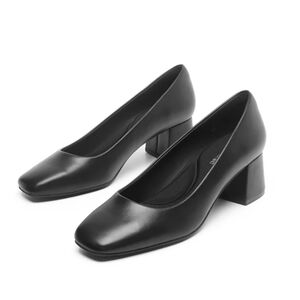Dream Pairs Black Square Toe Low Heel Pumps